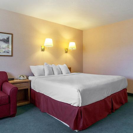 Rodeway Inn Whitehall Værelse billede
