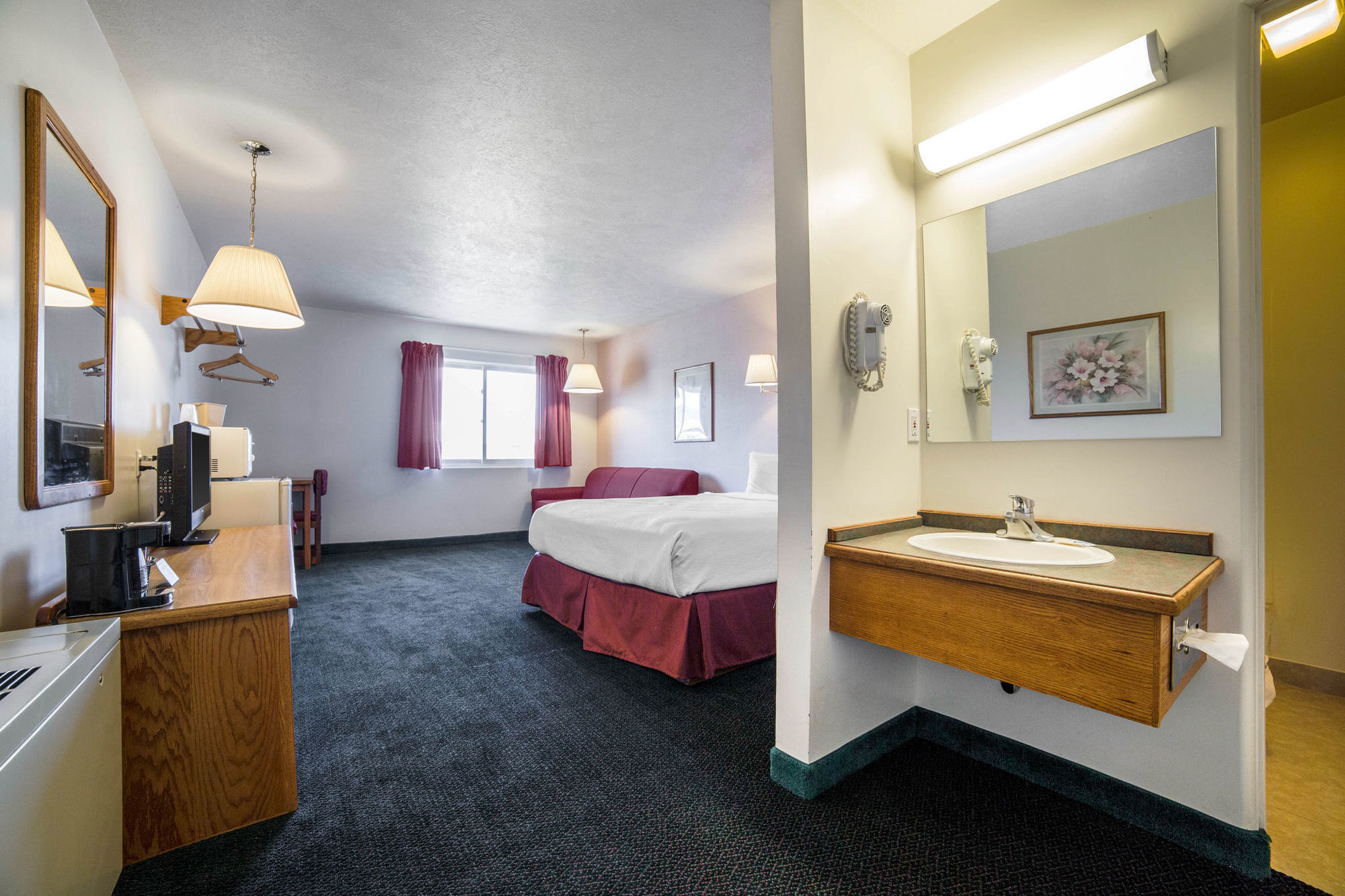 Rodeway Inn Whitehall Værelse billede